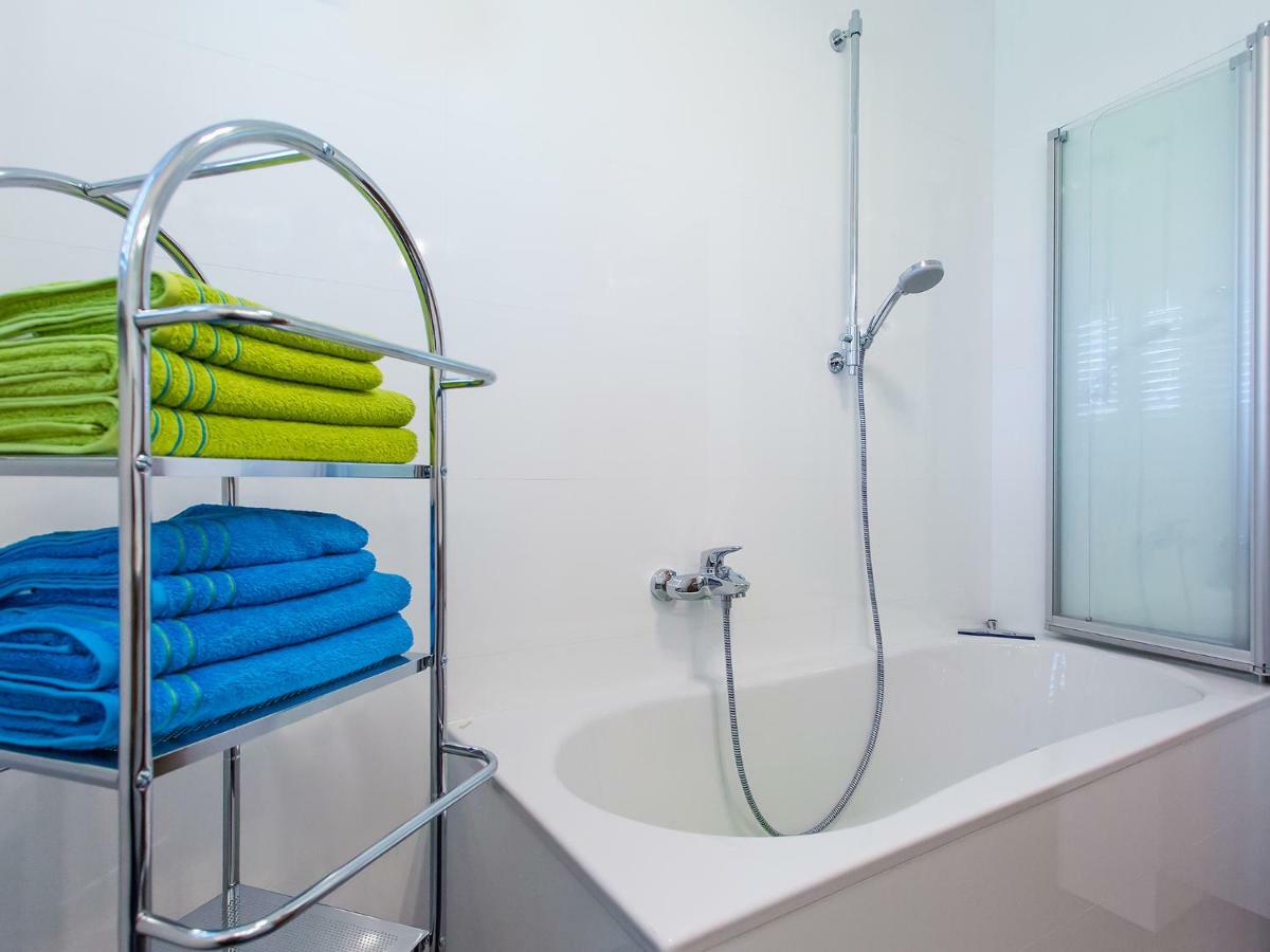 Apartment Maestral Пореч Экстерьер фото