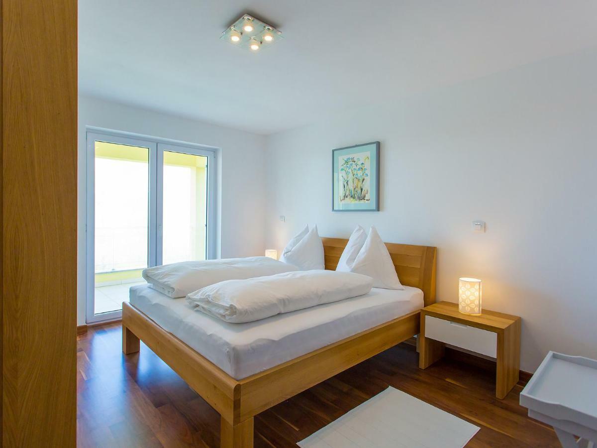 Apartment Maestral Пореч Экстерьер фото